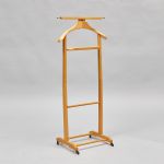 980 5231 VALET STAND